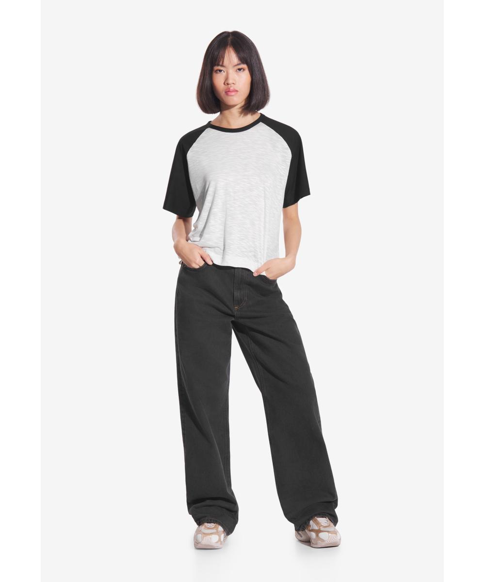 College t-shirt bawełniany damski czarny